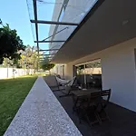 Branco - Private Pool & Garden Villa *