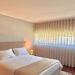 Branco - Private Pool & Garden Villa Barcelos
